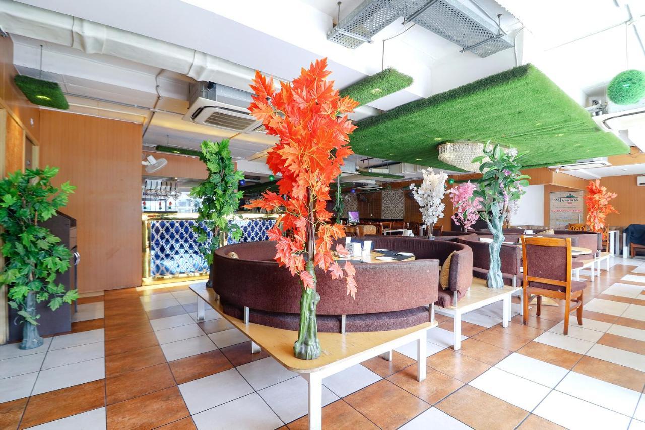 Fabhotel Aamantran & Banquet Halls - Nr Rtc X Roads Metro Station Haiderabad Buitenkant foto